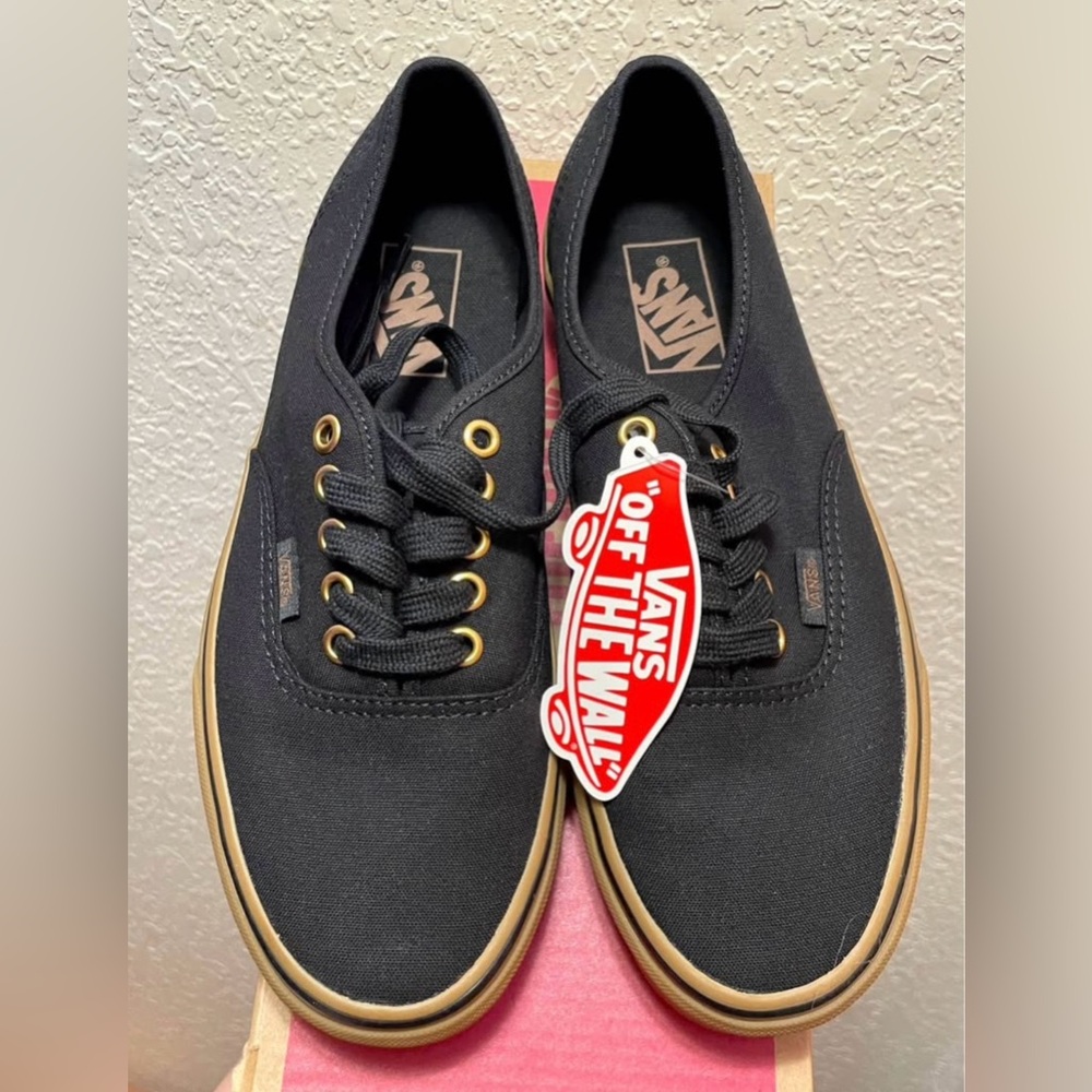 Vans authentic style, black/gum with gold eyelets, unisex (8/6.5)